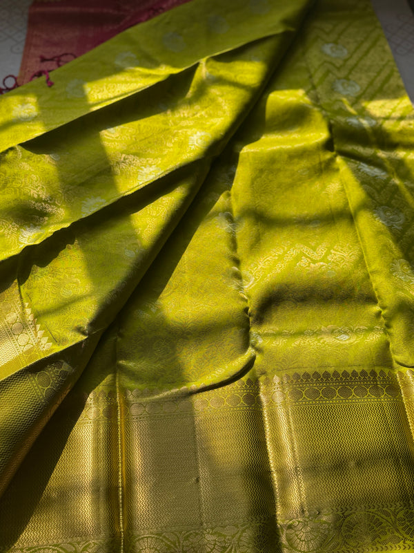 Traditional Kanjivaram Pure Silk Zari Saree