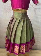 Aarna Crop top and skirt - Express