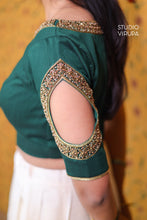 Anshi- Crop top and skirt