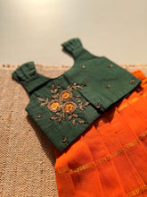 Veldhari - Crop top and skirt