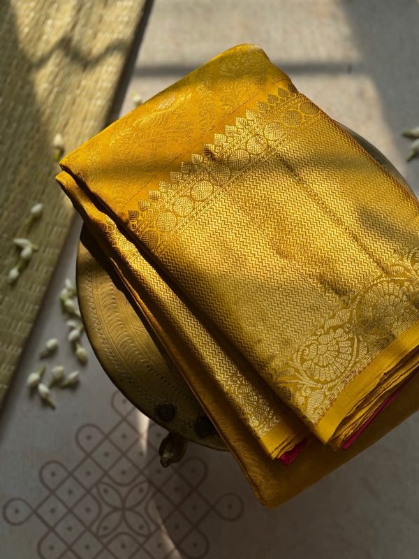 Traditional Kanjivaram Pure Silk Zari Saree