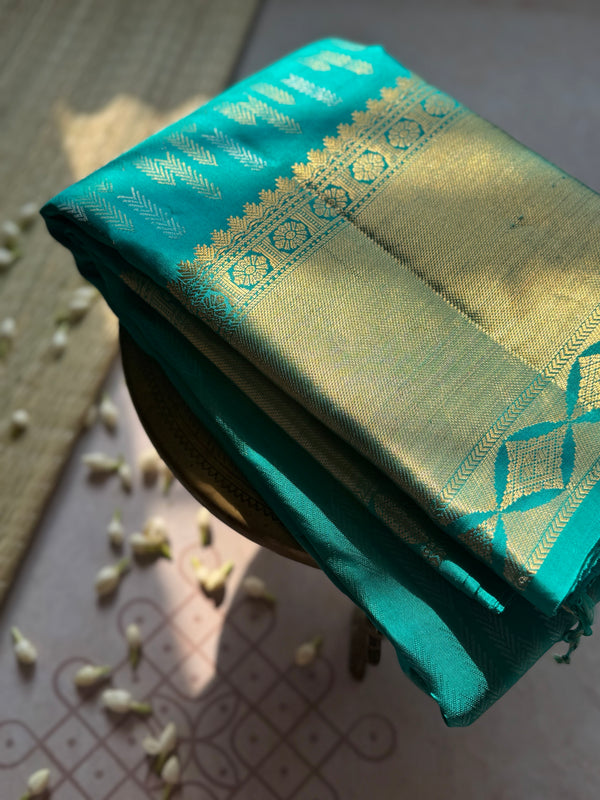 Traditional Kanjivaram Pure Silk Zari Saree