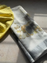 Kaira - Floral Linen Saree