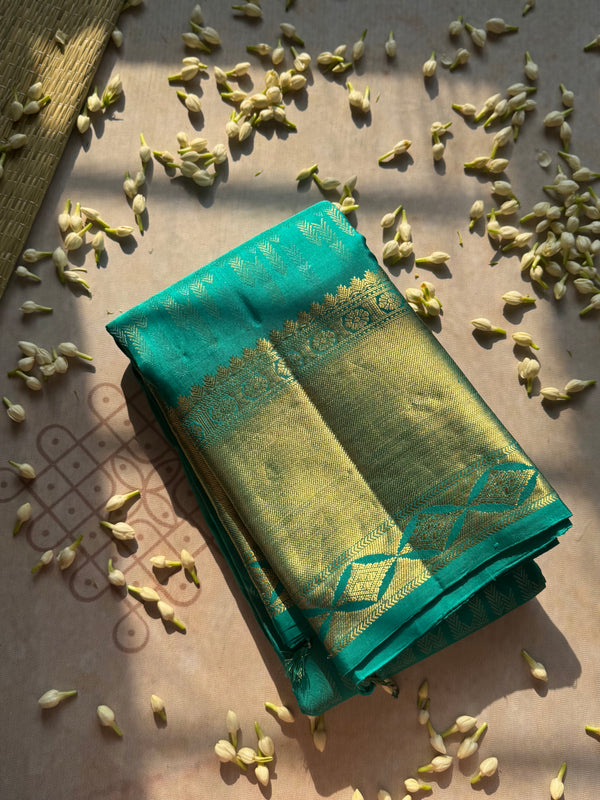 Traditional Kanjivaram Pure Silk Zari Saree
