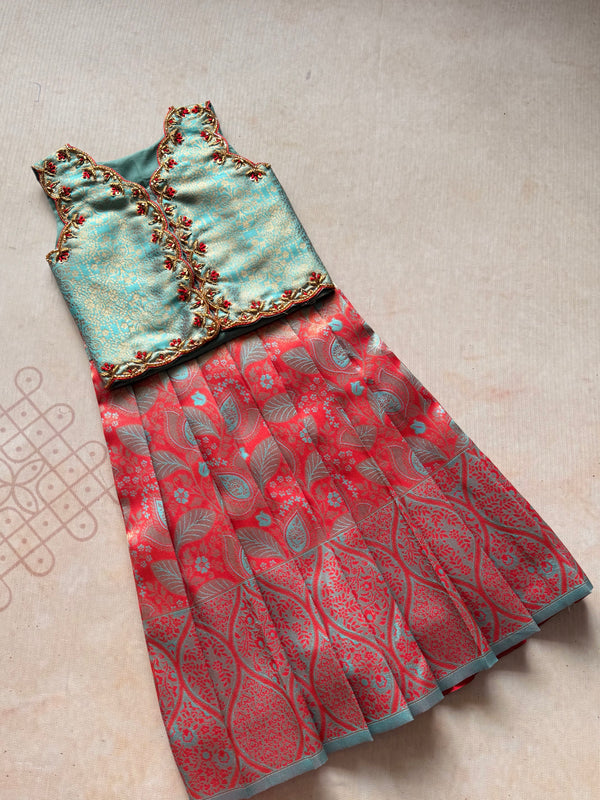 Visalini- Overcoat 2 in 1 Dress Festive Edit Express