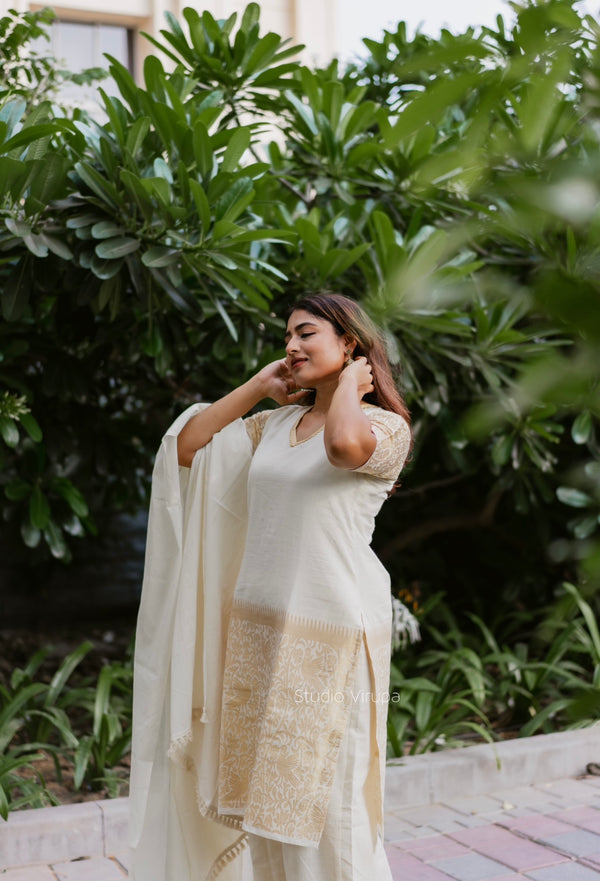 Kaashi - Kurta