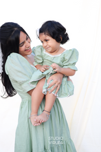 Mom & Daughter - Gulabi Green