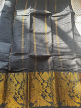 Devaki - Sungudi Cotton Saree – Handcrafted Madurai Sungudi Saree in Soft Cotton