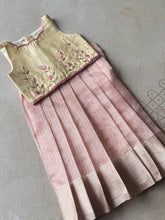 Ciranya - Crop top and skirt Occasion Edit