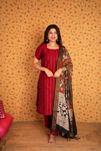 Dwaraka - Raw Silk 3-Piece Suit Set with Kalamkari Dupatta