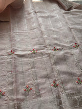 Ciranya Linen - Embroidered Kora Saree