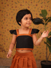 Aakriti - Crop top and skirt
