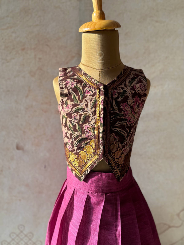 Dheerga- Crop top and skirt