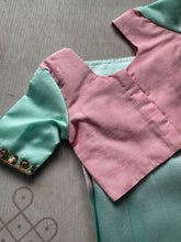 Janavi - Crop top and Skirt