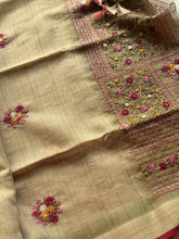 Ceya Linen Saree with Hand Floral Embroidery