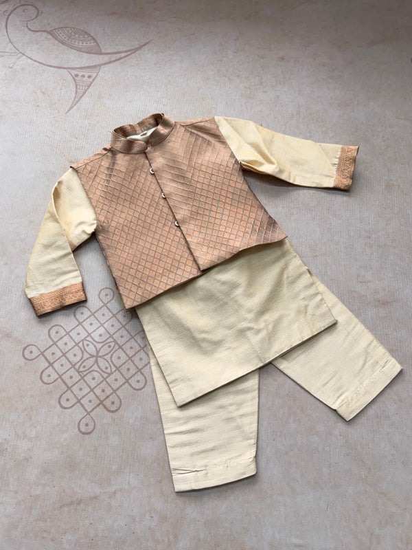 Boys Kurta Set - Onam FastTrack