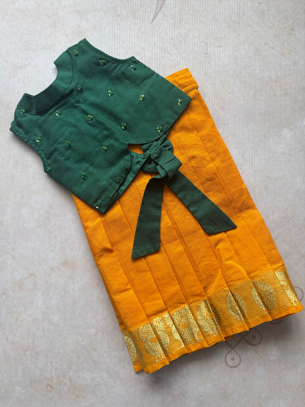 Crop top and skirt - Express