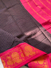 Nayanam – Zari Kattam Navy Sungudi Cotton Saree