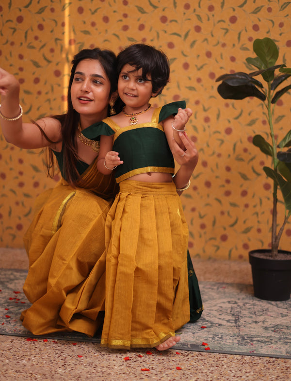 Aakriti Mom & Daughter