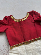 Aabarna - Crop top and skirt