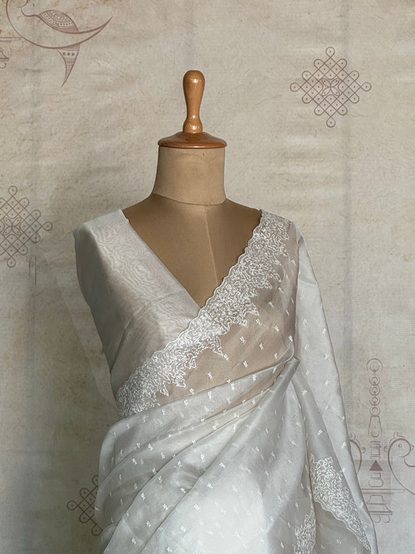 Nadhi - Organza Saree