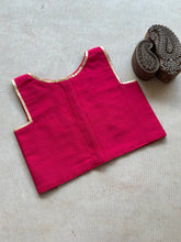 Yamuna - Kolam Crop Top & Sungudi Skirt Set Festive Edit Express