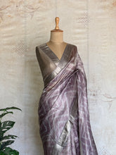 Senorita Pure Tissue Digital Print Saree – Mauve Mist & Silver GreyRose & Silver Grey (Copy)