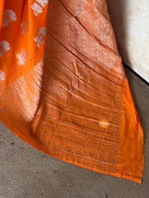 Nandhana - Crinkle Georgette Saree with Sona Rupa Zari Weaving