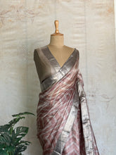 Senorita - Pure Tissue Digital Print Saree – Dusty Rose & Silver Grey