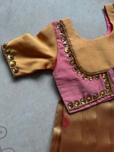 Janavi - Crop top and Skirt