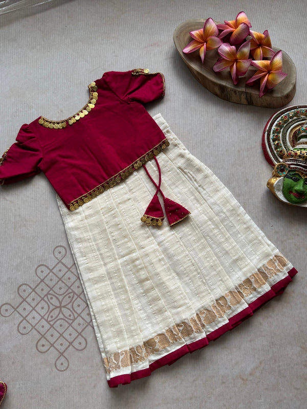 Aabarna - Crop top and skirt