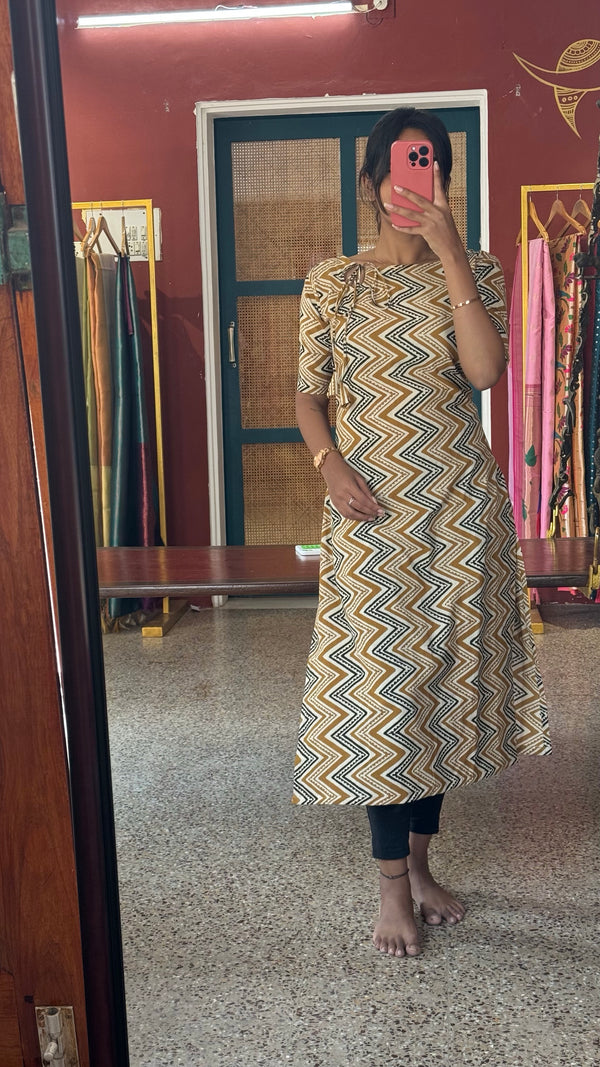 Bavana Cotton Kurta - Express