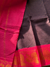 Nayanam – Zari Kattam Navy Sungudi Cotton Saree