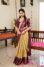 Ivory & Magenta Semi Kanchi Silk Saree