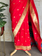 Paithani Saree with Peacock Buttas