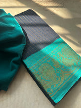 Nayanam – Zari Kattam Navy Sungudi Cotton Saree