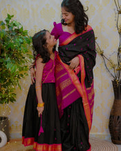 Aakriti Mom & Daughter