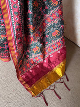 Bhavani - Premium Deep Purple Patola Saree