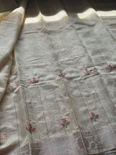 Ciranya Linen - Embroidered Kora Saree