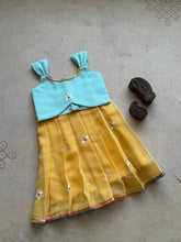 Daisy  Crop top and Skirt Express