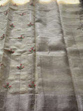Ciranya Linen - Embroidered Kora Saree
