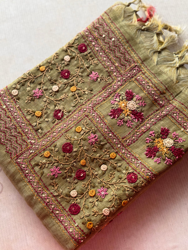 Ceya Linen Saree with Hand Floral Embroidery