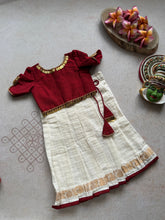 Aabarna - Crop top and skirt