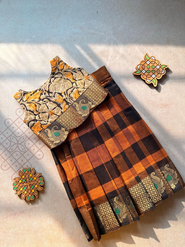 Dheerga- Crop top and skirt