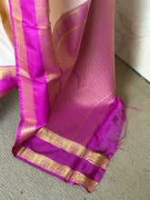 Ivory & Magenta Semi Kanchi Silk Saree
