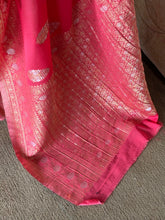 Nandhana - Crinkle Georgette Saree with Sona Rupa Zari Weaving