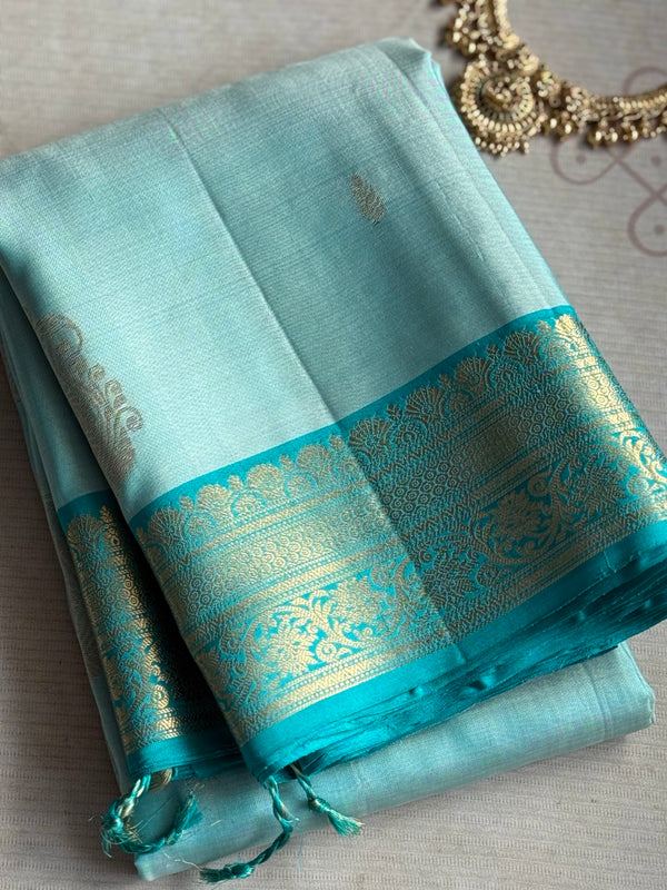 Pure Kanjivaram Soft Silk Saree with Kanchi Zari Border & Paisley Buttas – Vintage Edition