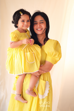 Mom & Daughter - Gulabi Yellow