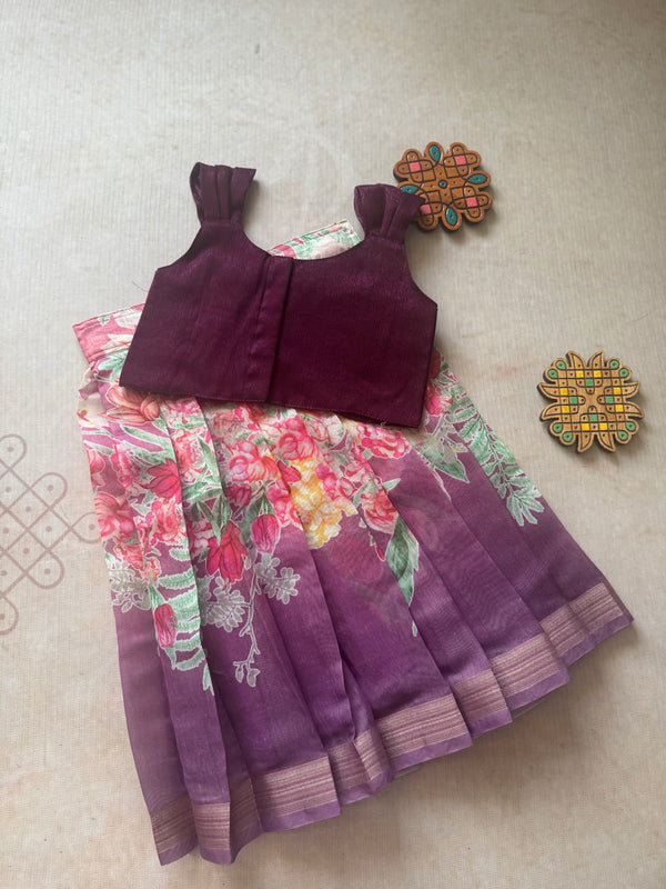 Shriya - Crop top and skirt