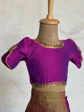 Aarna - Crop top and skirt Express